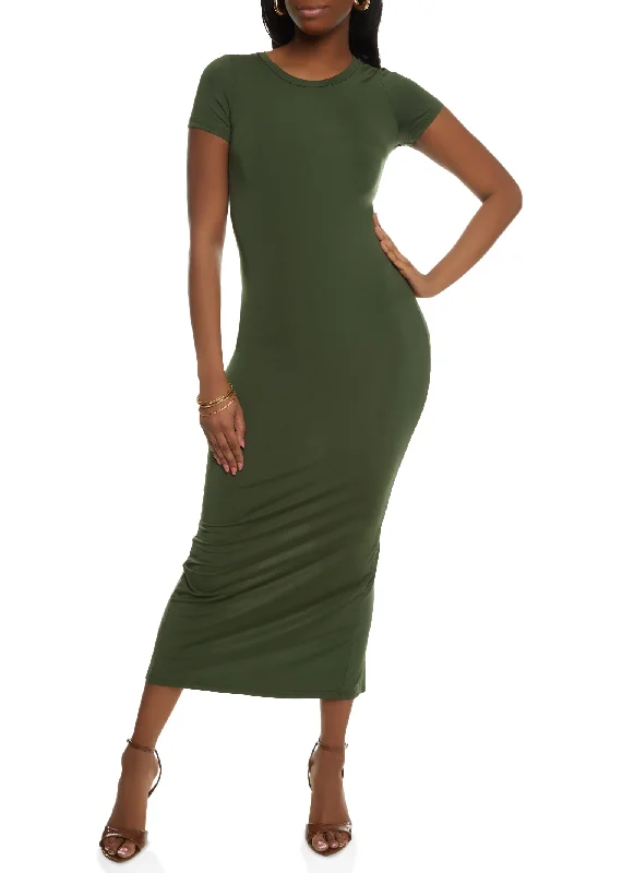 Daisy Solid Crew Neck Maxi Dress